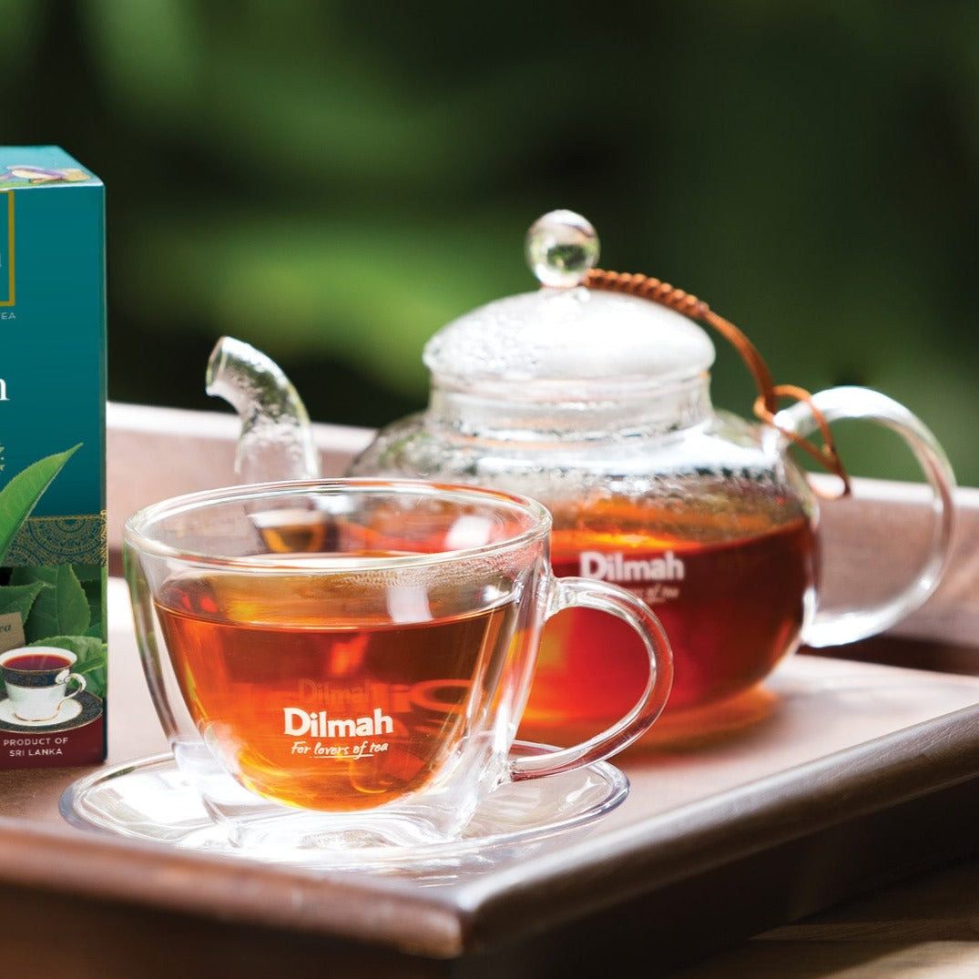 Endane Traditional Glass Tea Pot With Glass Strainer (600ml)